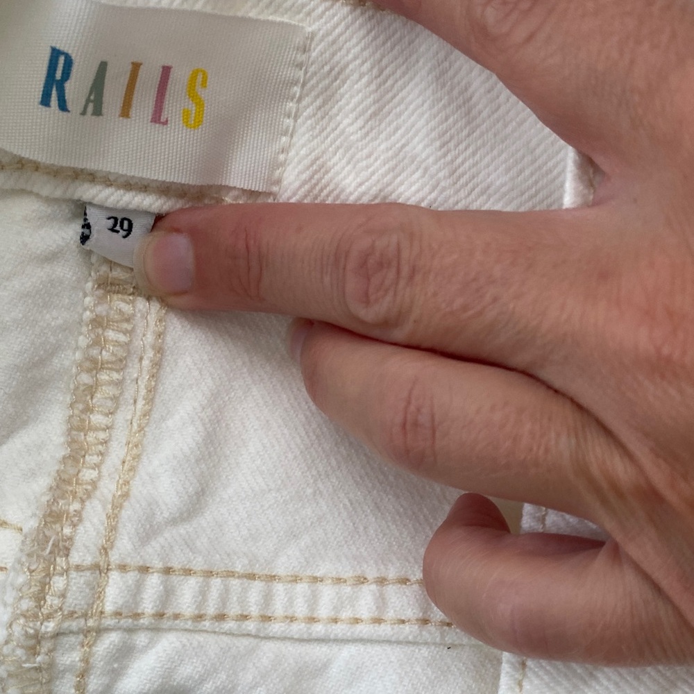 Rails Classic White Pencil Skirt - Picture 2 of 4